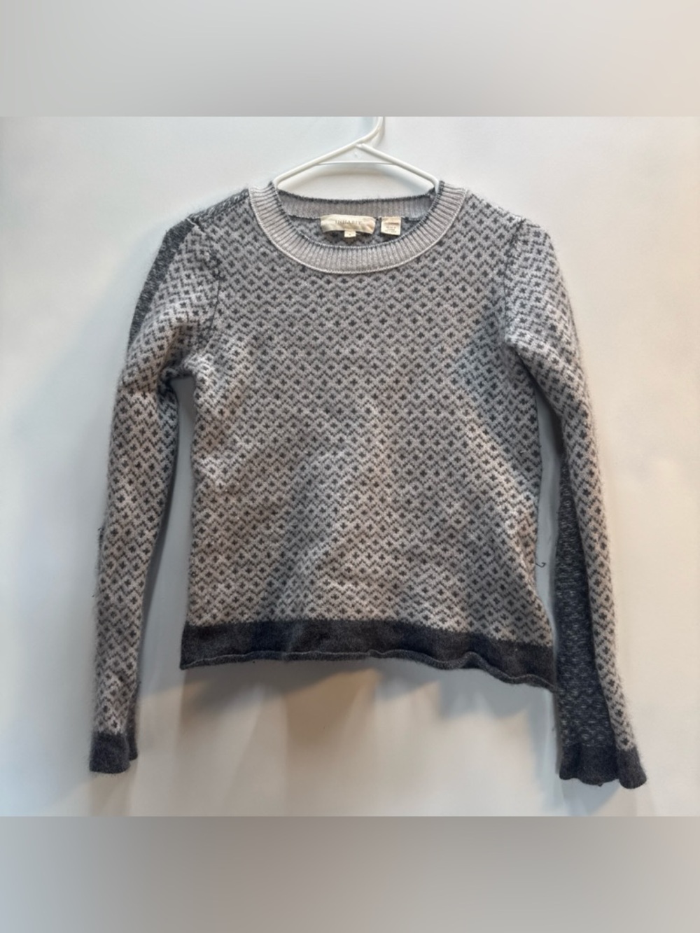 Inhabit Women’s Grey Geometric Cashmere Sweater